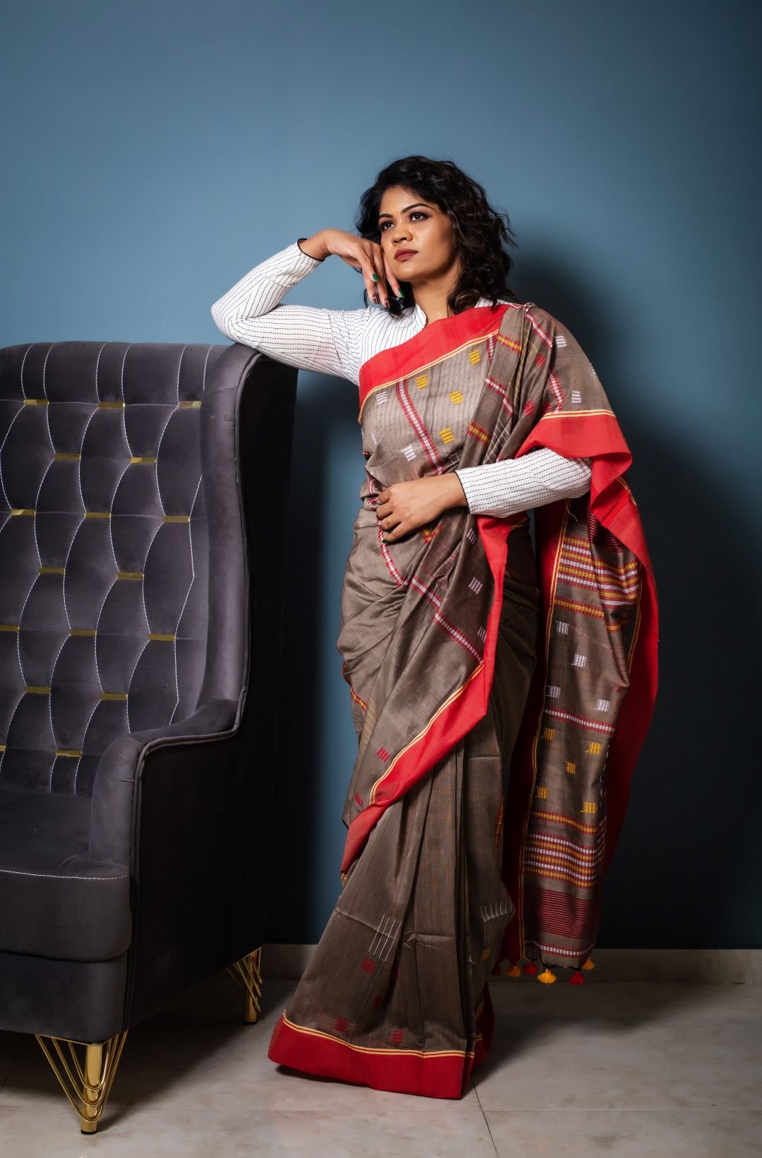 Buy White Sarees for Women by SATRANI Online | Ajio.com